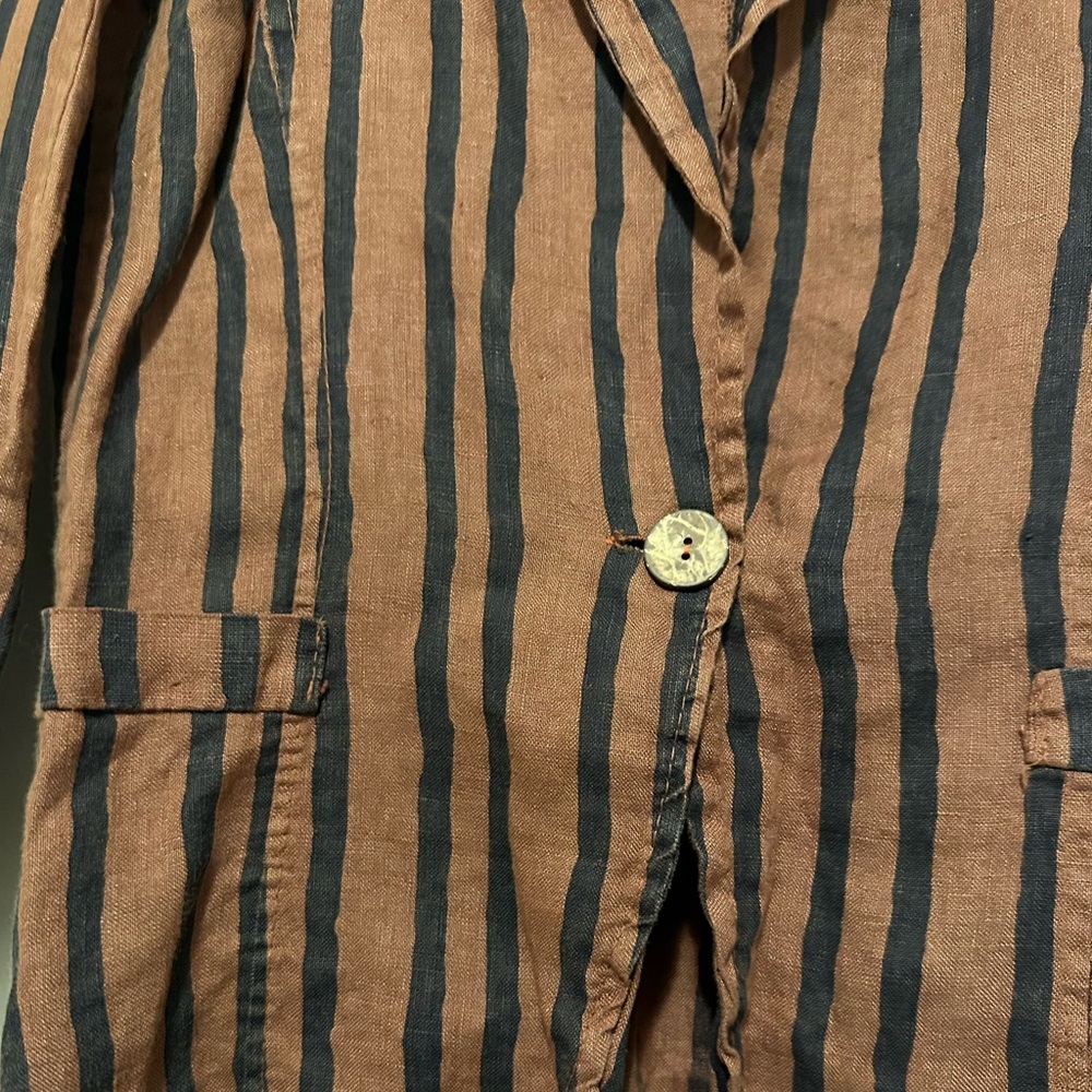 Linen blazer - Picture 3 of 3